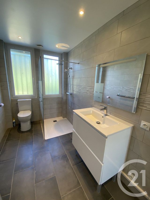 Maison &agrave; louer - 6 pi&egrave;ces - 200,35 m2 - Sarlat La Caneda - 24 - AQUITAINE