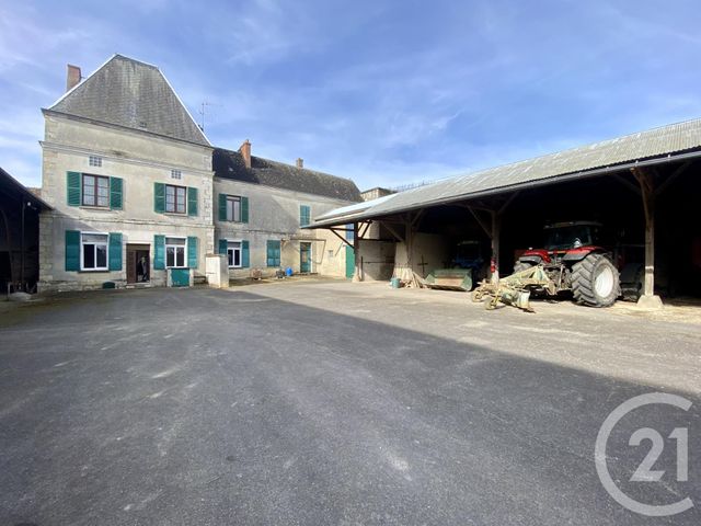 Maison à vendre - 12 pièces - 261,35 m2 - Ury - 77 - ILE-DE-FRANCE