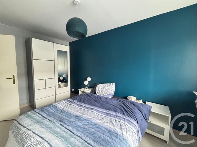 Appartement F3 &agrave; louer - 3 pi&egrave;ces - 65,12 m2 - Le Malesherbois - 45 - CENTRE