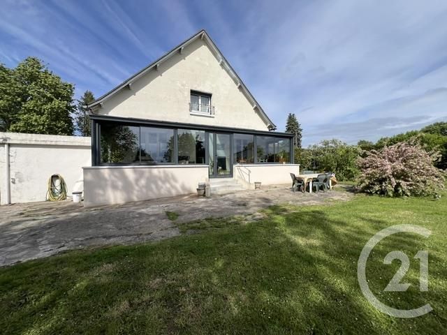 Maison &agrave; vendre - 7 pi&egrave;ces - 160 m2 - Puiseaux - 45 - CENTRE