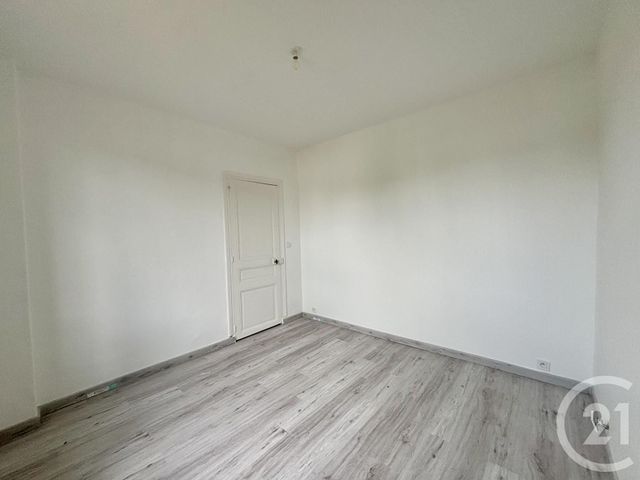 Maison à vendre - 4 pièces - 80,70 m2 - Malesherbes - 45 - CENTRE