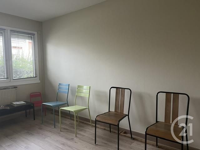 Appartement F4 &agrave; vendre - 4 pi&egrave;ces - 91,80 m2 - Le Malesherbois - 45 - CENTRE