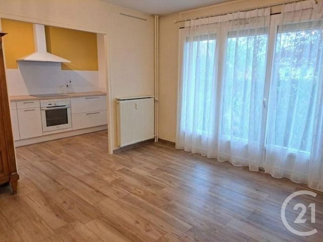 Appartement F4 &agrave; vendre - 4 pi&egrave;ces - 91,80 m2 - Le Malesherbois - 45 - CENTRE