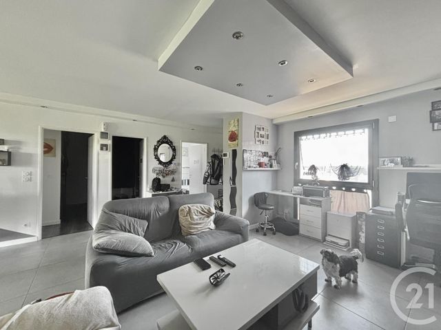 Maison à vendre - 5 pièces - 101,02 m2 - Briarres Sur Essonne - 45 - CENTRE