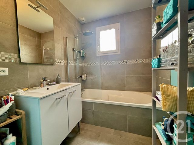 Maison à vendre - 5 pièces - 88,60 m2 - Puiseaux - 45 - CENTRE