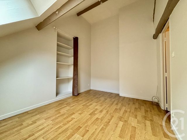 Maison &agrave; louer - 2 pi&egrave;ces - 32,21 m2 - Le Malesherbois - 45 - CENTRE