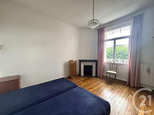 Maison à vendre - 7 pièces - 154,98 m2 - Puiseaux - 45 - CENTRE