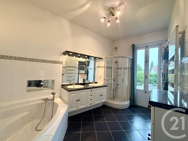 Maison à vendre - 7 pièces - 154,98 m2 - Puiseaux - 45 - CENTRE