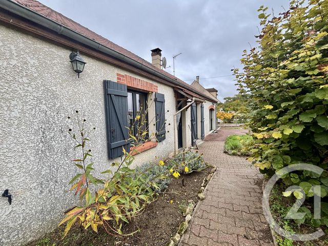 Maison à vendre - 7 pièces - 154,83 m2 - Puiseaux - 45 - CENTRE