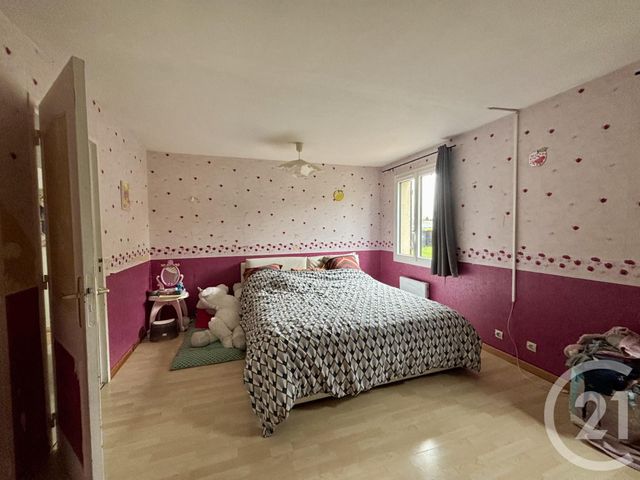 Maison à vendre - 7 pièces - 154,83 m2 - Puiseaux - 45 - CENTRE