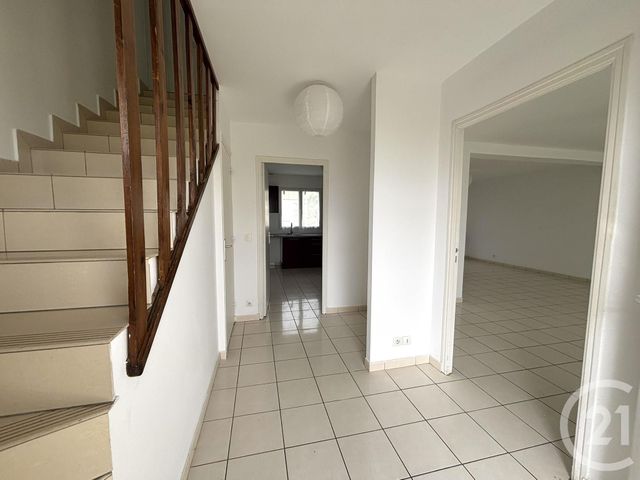 Maison &agrave; louer - 5 pi&egrave;ces - 100,66 m2 - Ramoulu - 45 - CENTRE