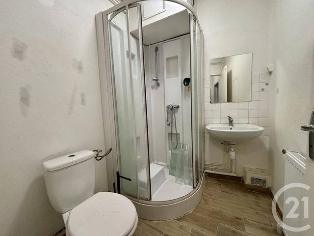 Appartement F3 &agrave; louer - 3 pi&egrave;ces - 71,95 m2 - Le Malesherbois - 45 - CENTRE