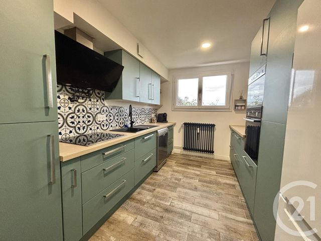 Appartement F4 à vendre - 4 pièces - 85,99 m2 - Le Malesherbois - 45 - CENTRE