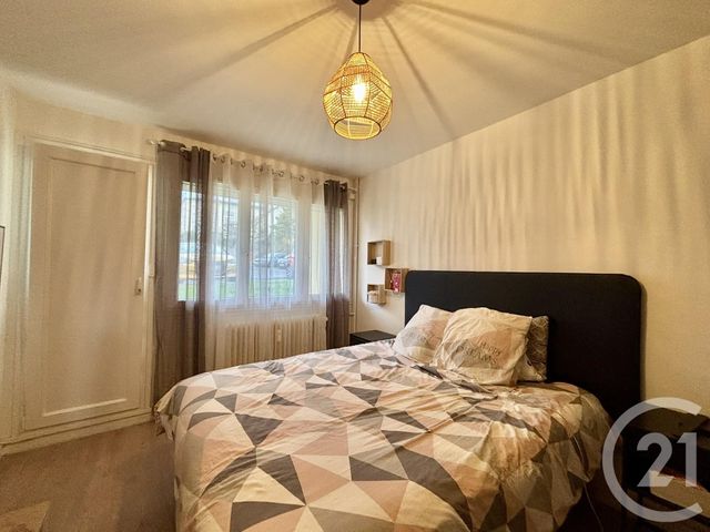 Appartement F4 à vendre - 4 pièces - 85,99 m2 - Le Malesherbois - 45 - CENTRE