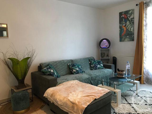 Appartement F3 &agrave; vendre - 3 pi&egrave;ces - 61 m2 - Le Malesherbois - 45 - CENTRE