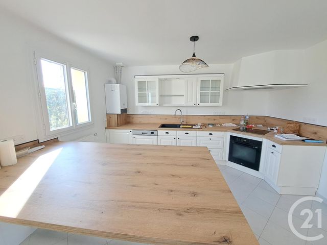 Maison &agrave; louer - 5 pi&egrave;ces - 100,66 m2 - Le Malesherbois - 45 - CENTRE