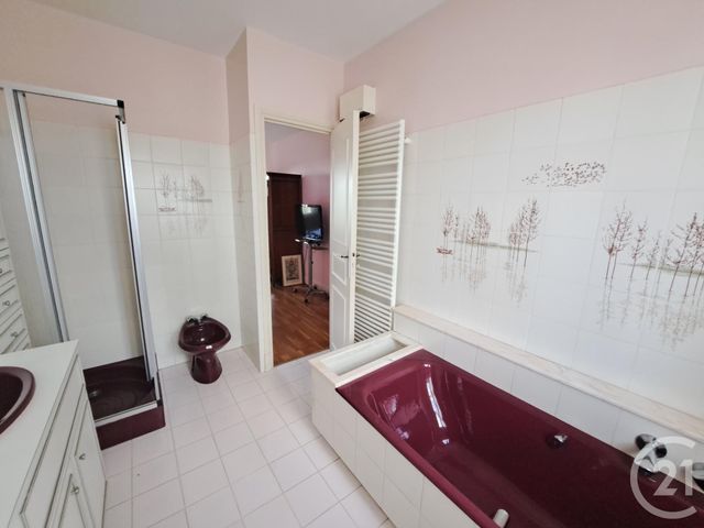 Maison &agrave; vendre - 8 pi&egrave;ces - 180 m2 - La Chapelle La Reine - 77 - ILE-DE-FRANCE