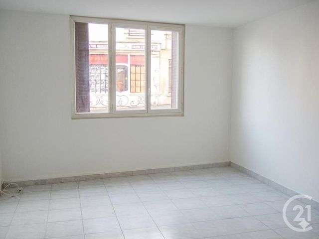 Appartement F2 &agrave; vendre - 2 pi&egrave;ces - 43,45 m2 - Le Malesherbois - 45 - CENTRE
