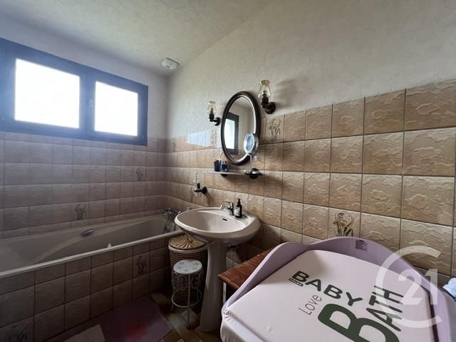 Maison &agrave; louer - 6 pi&egrave;ces - 128,06 m2 - Le Malesherbois - 45 - CENTRE