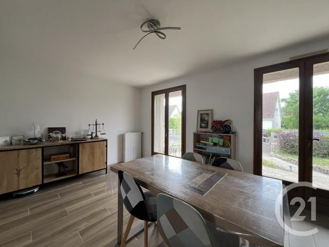 Maison &agrave; louer - 6 pi&egrave;ces - 128,06 m2 - Le Malesherbois - 45 - CENTRE