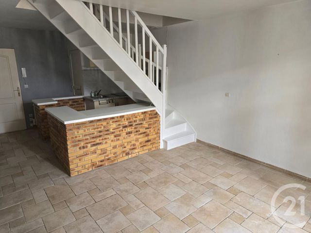 Appartement F2 &agrave; louer - 2 pi&egrave;ces - 41,74 m2 - Le Malesherbois - 45 - CENTRE