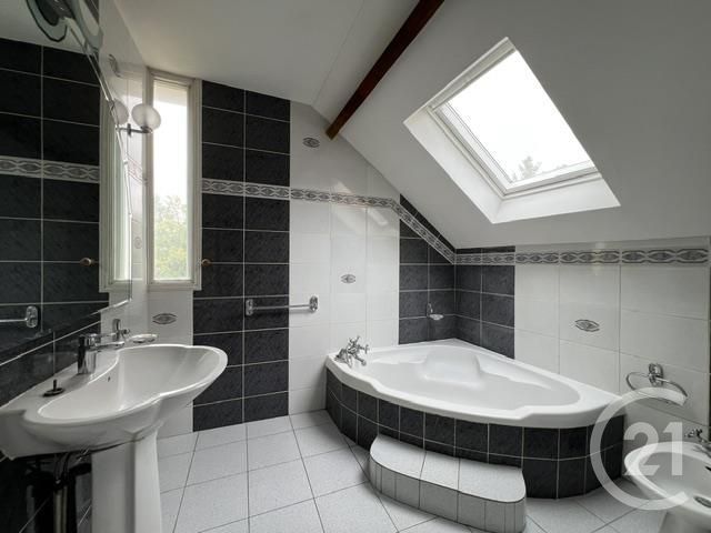 Maison &agrave; vendre - 8 pi&egrave;ces - 180 m2 - Le Malesherbois - 45 - CENTRE