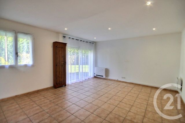 Maison à vendre - 5 pièces - 103,66 m2 - Dhuizon - 41 - CENTRE