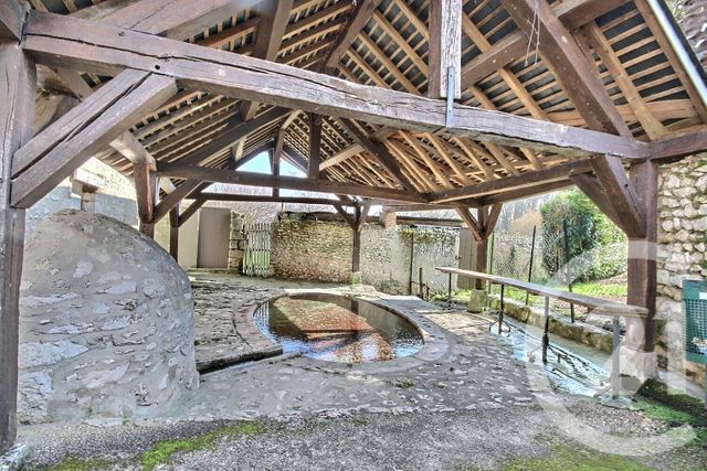 Maison &agrave; vendre - 5 pi&egrave;ces - 133 m2 - Avaray - 41 - CENTRE