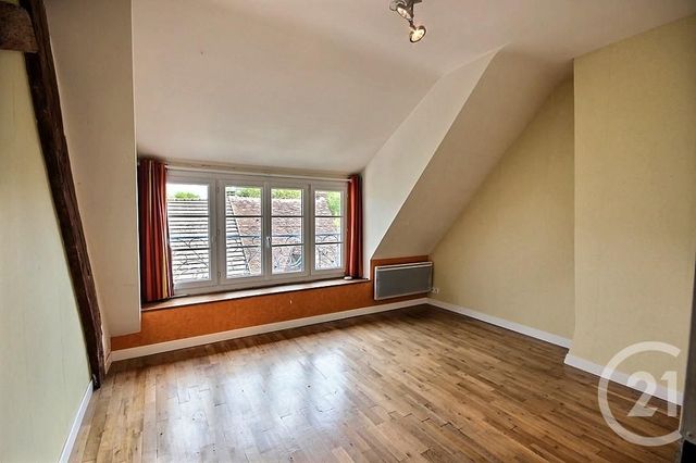 Maison &agrave; vendre - 5 pi&egrave;ces - 133 m2 - Avaray - 41 - CENTRE