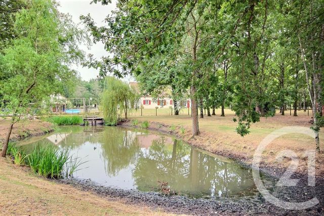 Maison &agrave; vendre - 5 pi&egrave;ces - 191 m2 - St Laurent Nouan - 41 - CENTRE