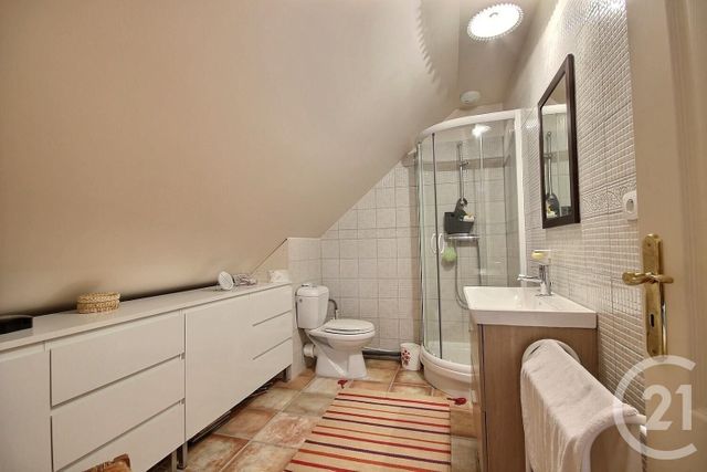 Maison &agrave; vendre - 5 pi&egrave;ces - 191 m2 - St Laurent Nouan - 41 - CENTRE