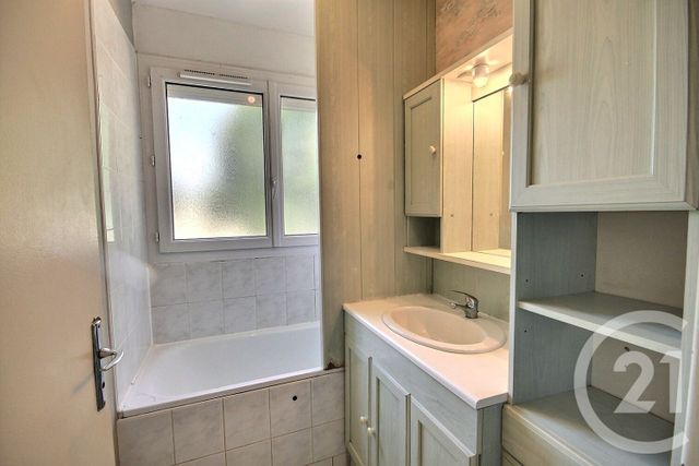 Appartement F3 &agrave; vendre - 3 pi&egrave;ces - 65,23 m2 - Mer - 41 - CENTRE