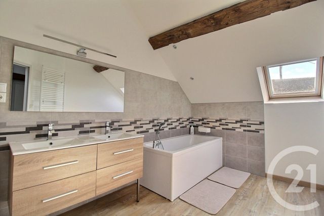 Maison &agrave; vendre - 8 pi&egrave;ces - 200,45 m2 - St Leonard En Beauce - 41 - CENTRE