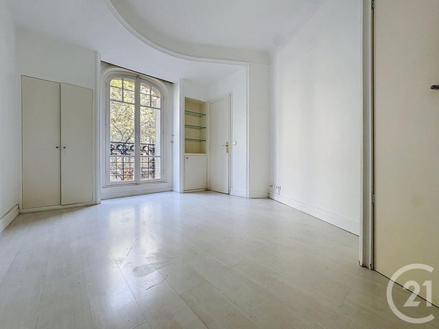Appartement F4 &agrave; vendre - 4 pi&egrave;ces - 121,32 m2 - Paris - 75011 - ILE-DE-FRANCE