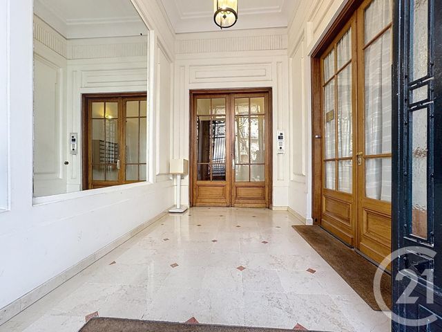 Appartement F4 &agrave; vendre - 4 pi&egrave;ces - 121,32 m2 - Paris - 75011 - ILE-DE-FRANCE