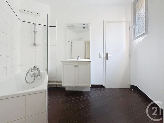 Appartement F4 &agrave; vendre - 4 pi&egrave;ces - 121,32 m2 - Paris - 75011 - ILE-DE-FRANCE