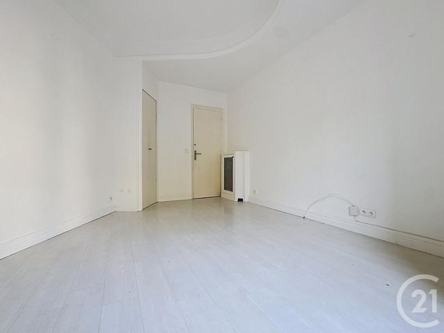 Appartement F4 &agrave; vendre - 4 pi&egrave;ces - 121,32 m2 - Paris - 75011 - ILE-DE-FRANCE