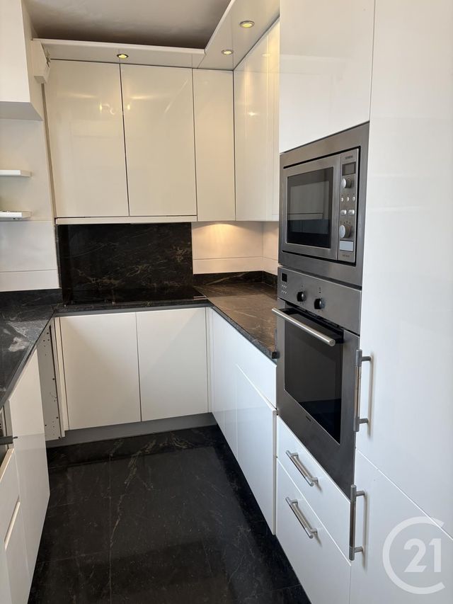 Appartement F3 &agrave; louer - 3 pi&egrave;ces - 84,10 m2 - Paris - 75020 - ILE-DE-FRANCE