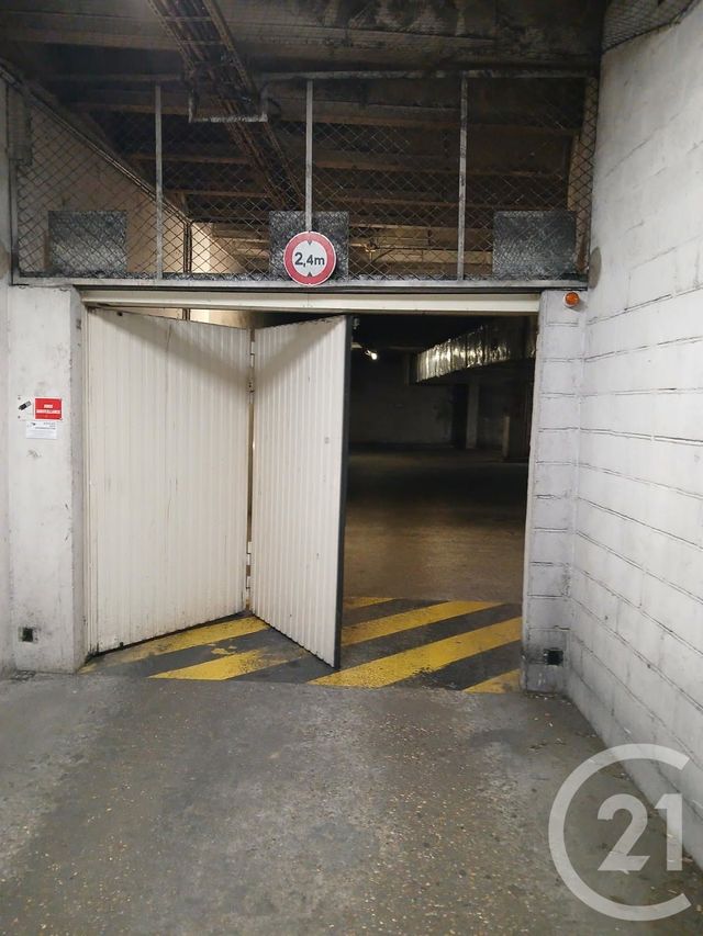 parking - PARIS - 75020