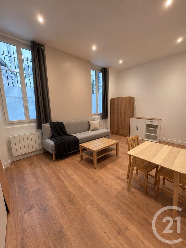 Appartement F1 à louer PARIS