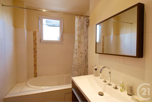 Appartement F3 &agrave; louer - 3 pi&egrave;ces - 56,63 m2 - Paris - 75012 - ILE-DE-FRANCE
