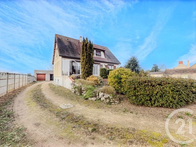 Maison à vendre - 5 pièces - 133,29 m2 - Mareau Aux Pres - 45 - CENTRE