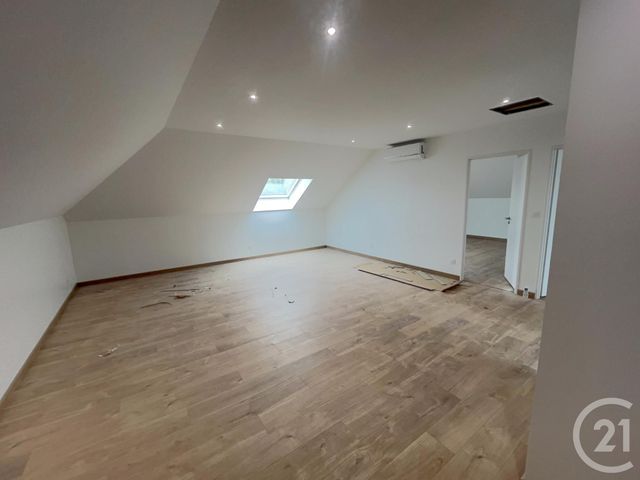 Maison à vendre - 6 pièces - 202,85 m2 - St Ay - 45 - CENTRE