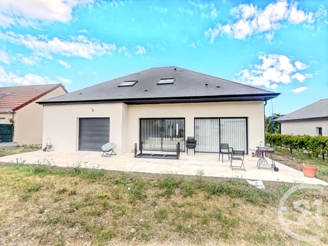 Maison à vendre - 6 pièces - 202,85 m2 - St Ay - 45 - CENTRE