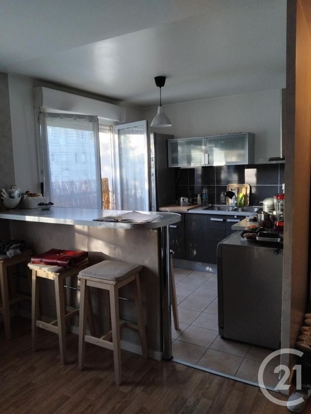 Appartement F3 &agrave; vendre - 3 pi&egrave;ces - 60,87 m2 - Orleans - 45 - CENTRE