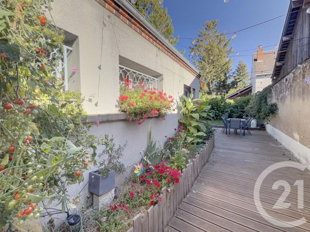 Maison 5 pièces 140 m² · à Clery St Andre · 140,1 m² · 249 800 €