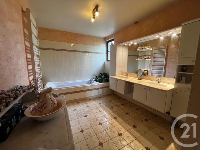 Maison à vendre - 10 pièces - 360,51 m2 - Beaugency - 45 - CENTRE