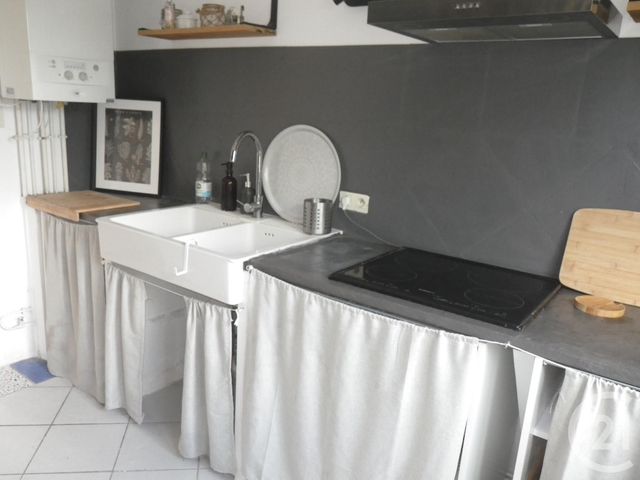 Appartement F3 &agrave; louer - 3 pi&egrave;ces - 61 m2 - Beaugency - 45 - CENTRE