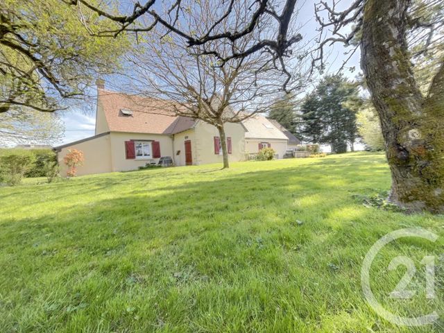 Maison à vendre - 6 pièces - 267,89 m2 - Cravant - 45 - CENTRE