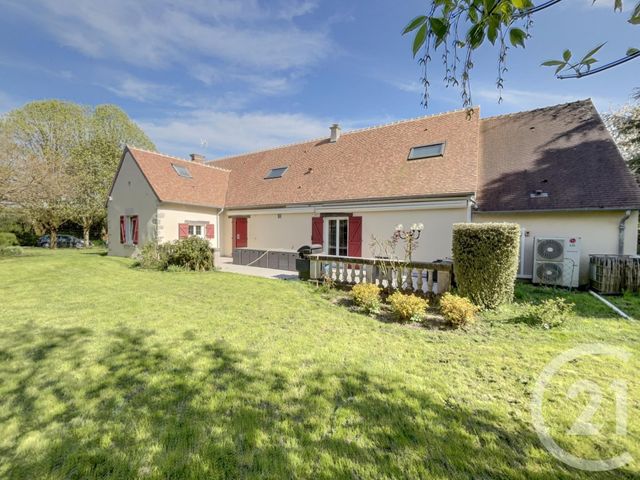 Maison à vendre - 6 pièces - 267,89 m2 - Cravant - 45 - CENTRE